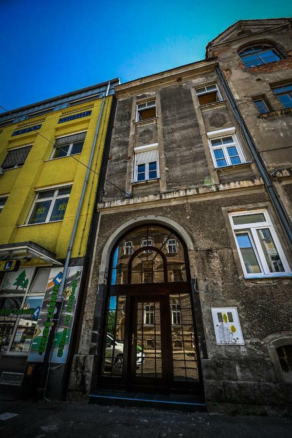 Casa Ax Lägenhet Maribor Exteriör bild