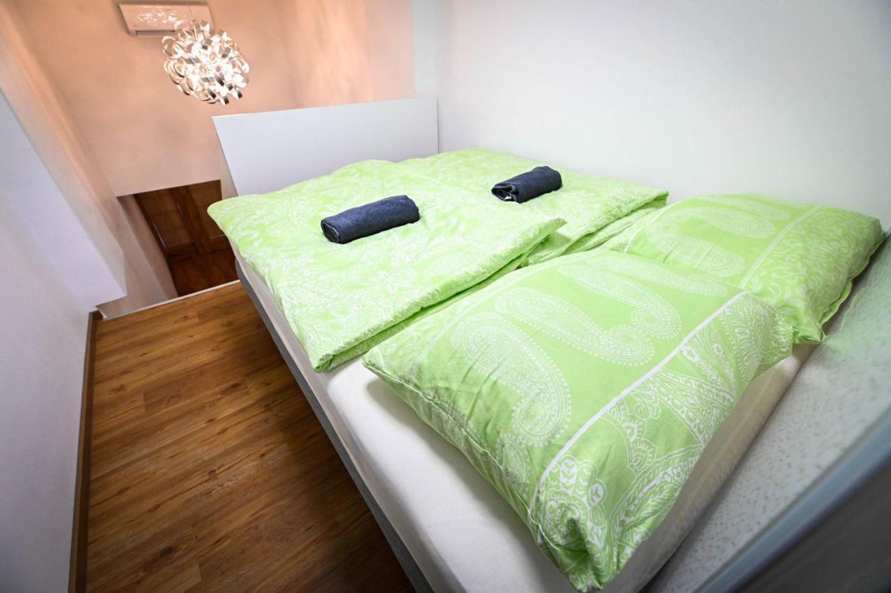 Casa Ax Lägenhet Maribor Exteriör bild